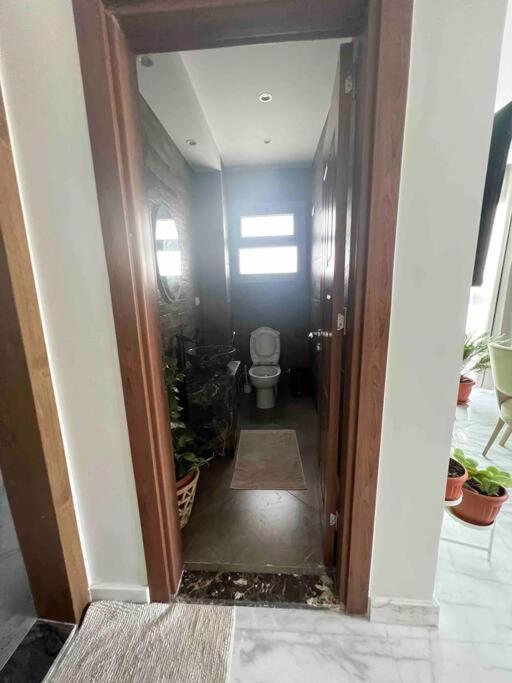 Newly Refurbished Flat,Marble Floors.Central Каир Экстерьер фото